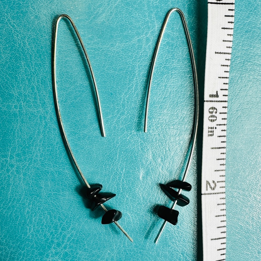 Elegant Silver and Hematite Earrings